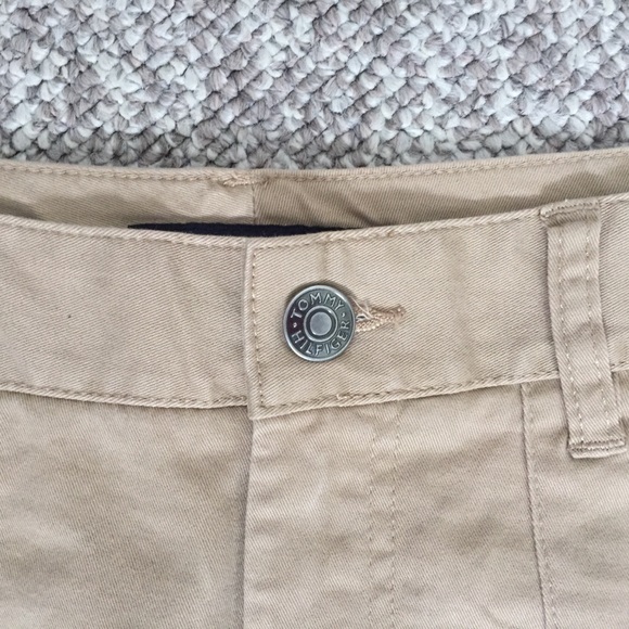 Tommy Hilfiger khaki skirt -Size 4 - Picture 3 of 8
